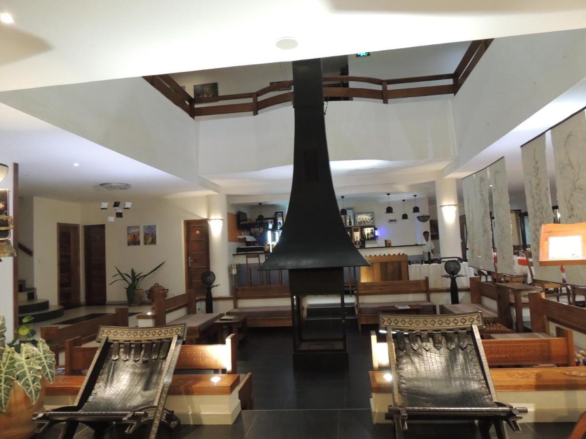 Plumeria Hotel Antsirabe Bagian luar foto