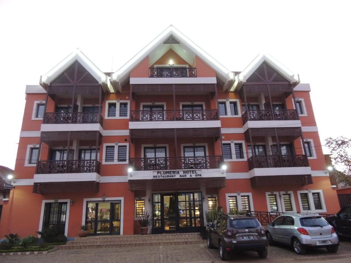 Plumeria Hotel Antsirabe Bagian luar foto